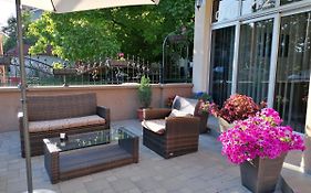 Marina Apartments